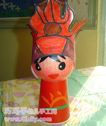 幼儿园的纸杯手工作品：奥运福娃4