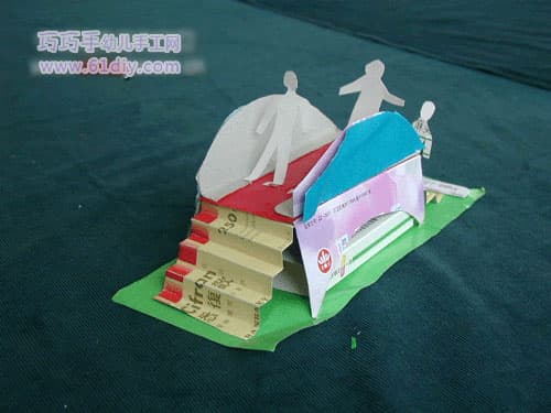 废纸盒做的小桥