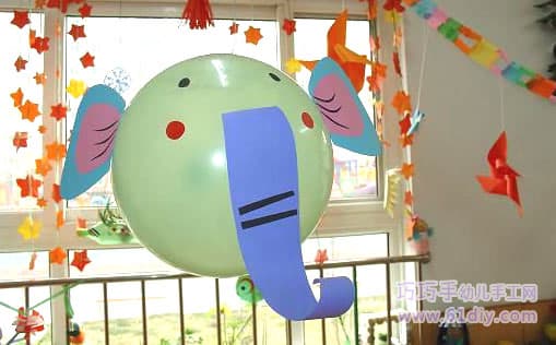 气球制作的吊饰——小象