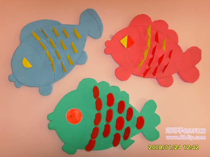 幼儿园手工——可爱的小鱼剪纸