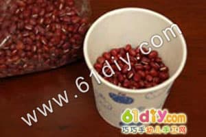 纸杯响铃(幼儿园早操器材)