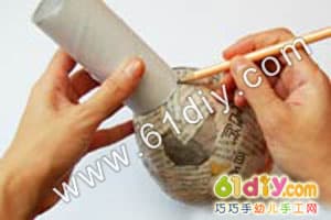 气球报纸制作火鸡模型