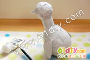 气球报纸制作火鸡模型