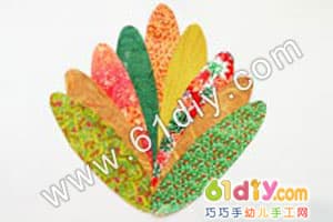 气球报纸制作火鸡模型