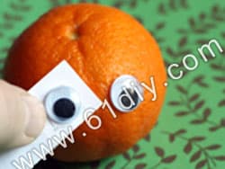 橘子制作万圣节小南瓜Orange Jack O'Lantern Craft