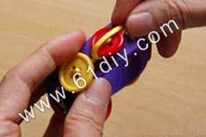 DIY个性的纽扣镯子Button Bracelet