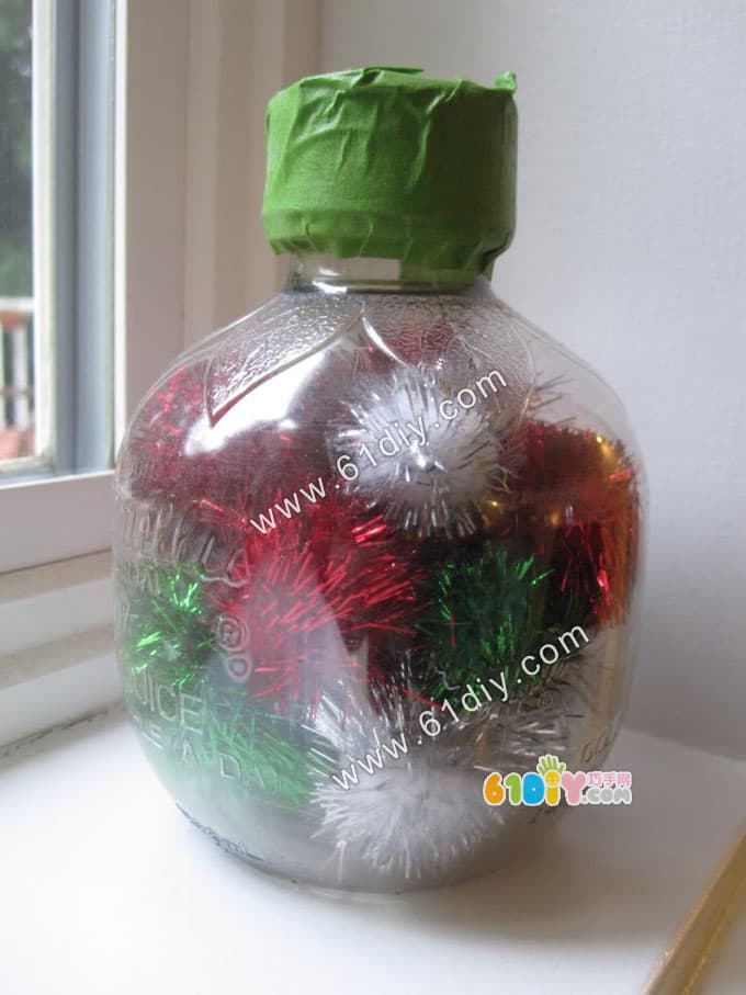 瓶子手工——圣诞节装饰物Jingle Bottle Craft