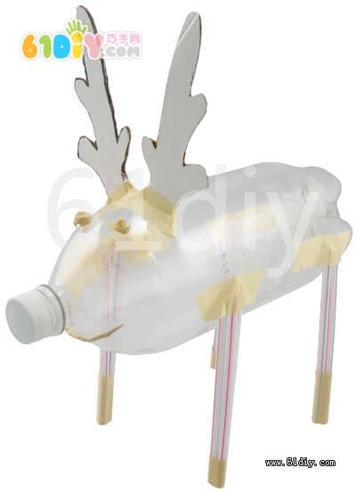塑料瓶子制作圣诞驯鹿