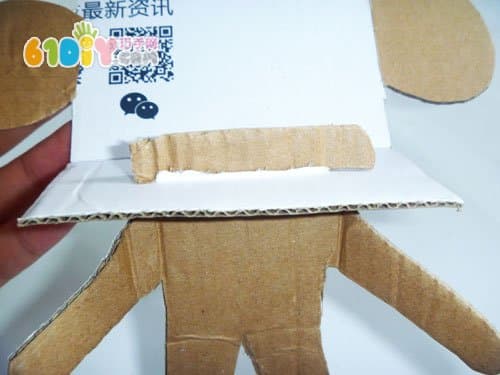 废纸盒制作可爱的小猴子