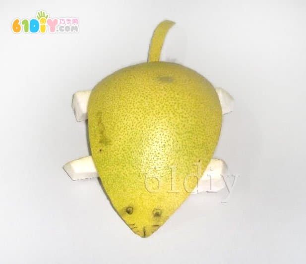 柚子皮制作小老鼠