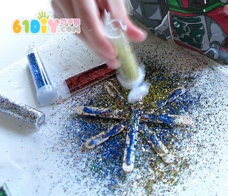 雪糕棒雪花制作教程