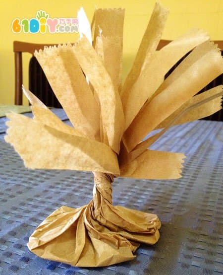 纸袋废物利用制作手工树