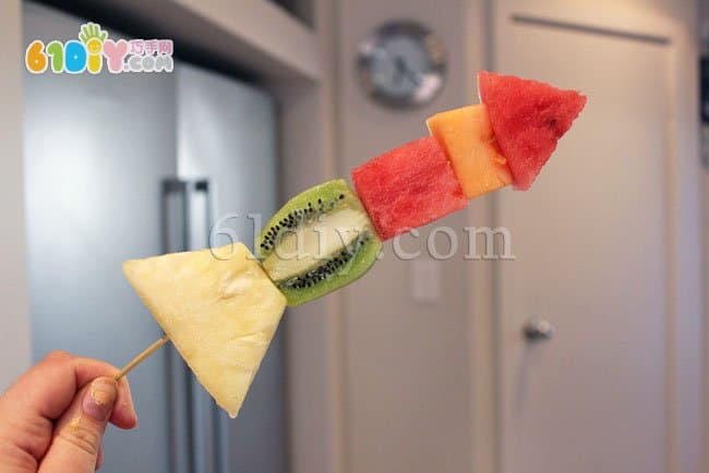 水果拼盘DIY制作火箭