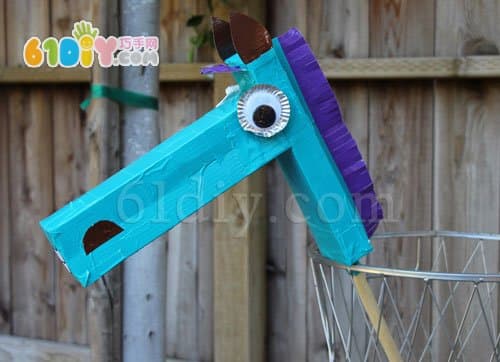 玩具DIY：纸盒木马手工