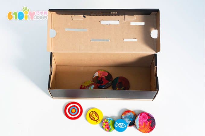 鞋盒废物利用 婴儿玩具diy制作_纸盒手工_巧巧手幼儿