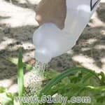 废物利用 塑料瓶DIY制作洒水壶