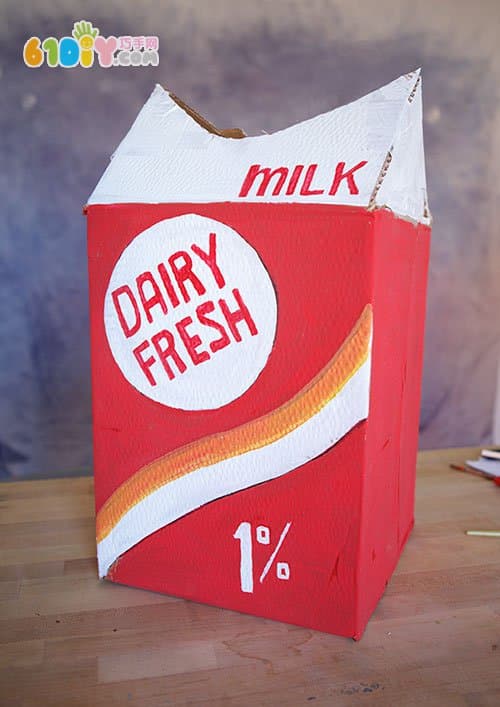 幼儿园环保衣 纸箱制作牛奶盒服饰