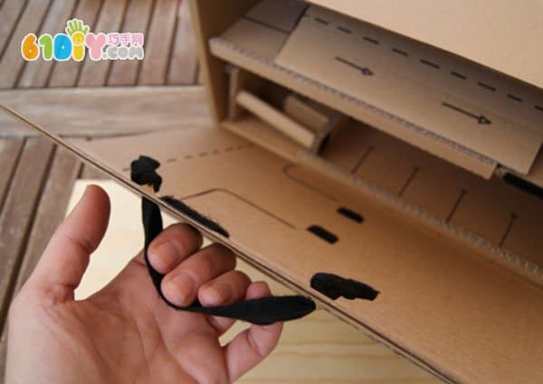 废纸盒DIY制作停车场玩具