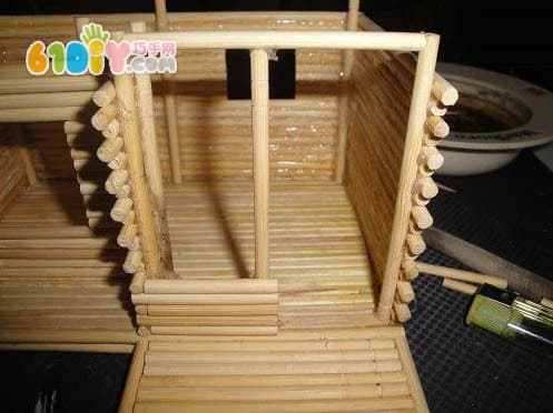用筷子DIY制作房子