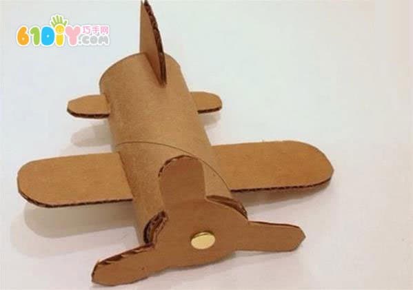 儿童手工制作纸筒飞机模型