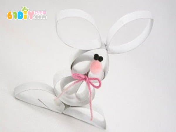 儿童小创意 卷纸筒制作立体小兔子