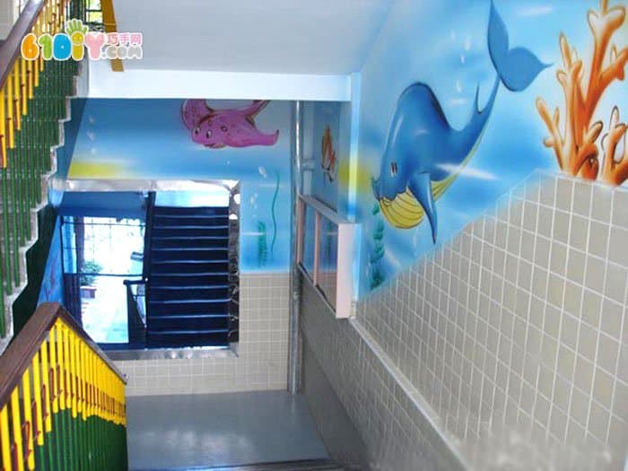 幼儿园楼梯装饰布置 海底世界