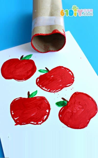 儿童DIY制作 卷纸筒印苹果树