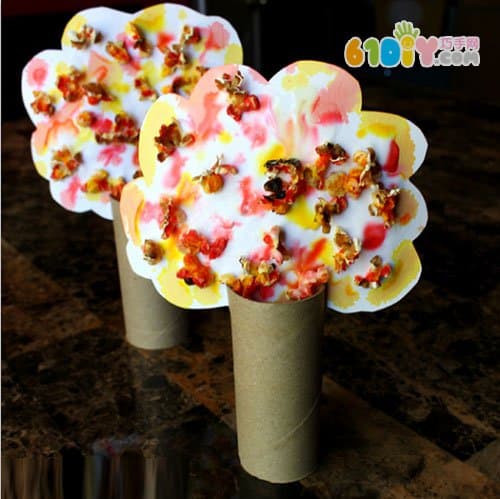 儿童DIY 用爆米花制作秋天的树