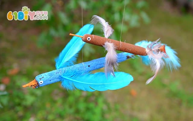 儿童创意手工 香蒲制作飞鸟挂饰