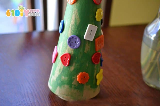 儿童手工制作圣诞树