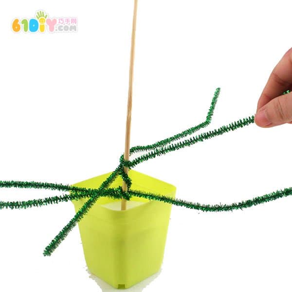 毛根圣诞树手工制作