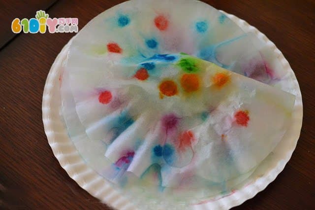 咖啡滤纸制作彩色雪花