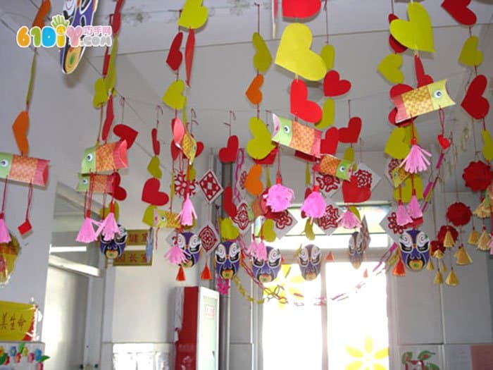 幼儿园春节吊饰布置图片
