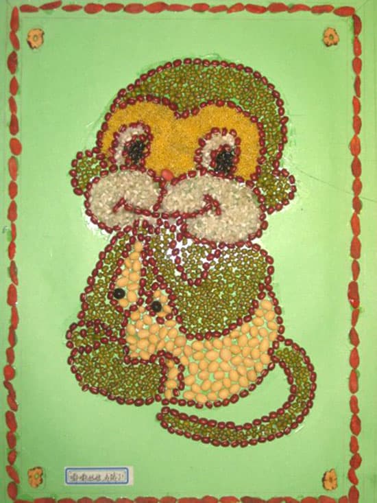 小猴子豆贴画手工作品