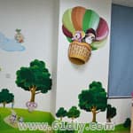 幼儿园春天墙饰 绿树和热气球