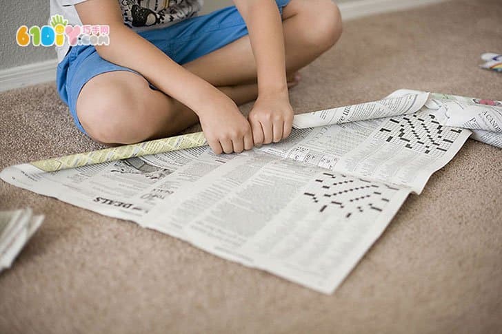 儿童创意 报纸搭建房子