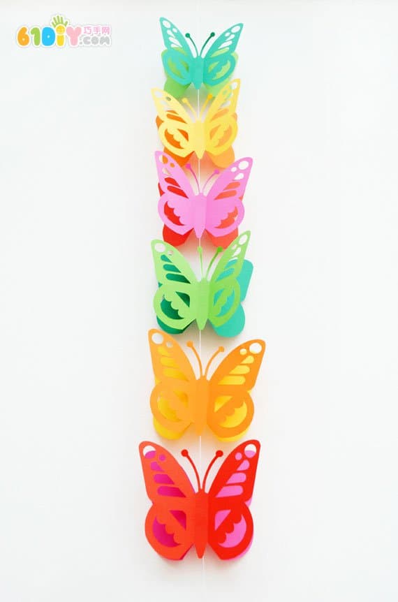 制作漂亮的立体剪纸蝴蝶挂饰