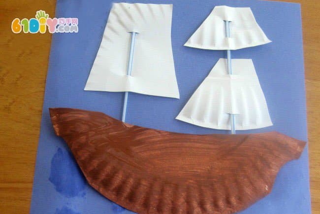 儿童创意纸盘 帆船贴画手工