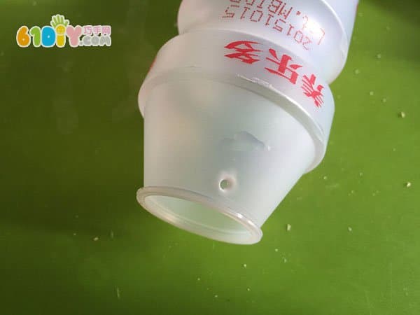 亲子制作 养乐多瓶子废物利用变火车