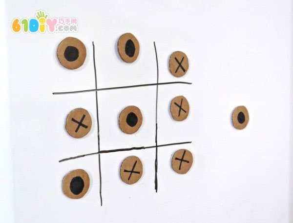 废纸板磁性井字棋手工制作