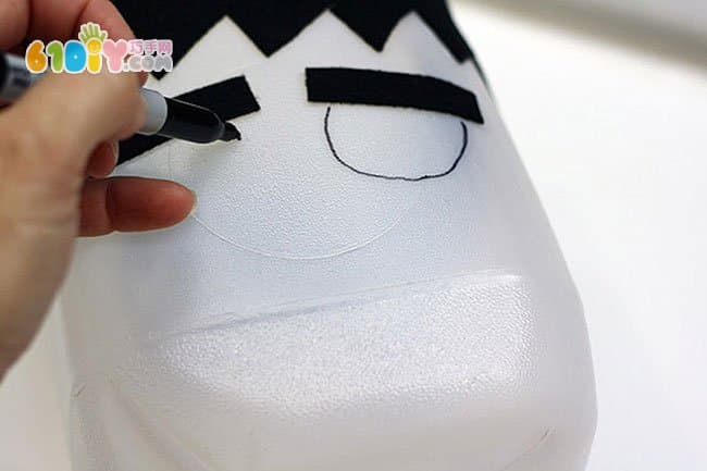 牛奶桶手工利用制作绿人怪