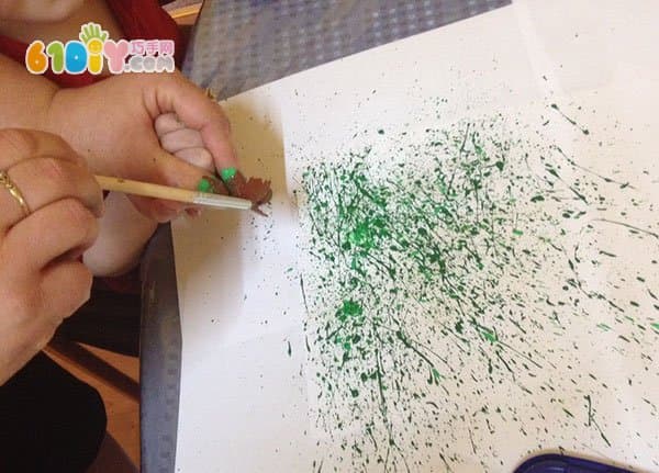 儿童创意绘画 美丽的花丛_快乐涂鸦_巧巧手幼