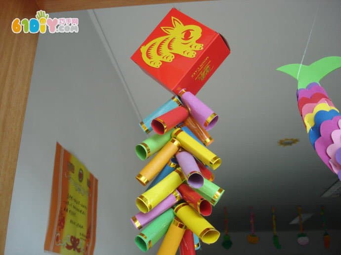 幼儿园新年鱼和鞭炮吊饰