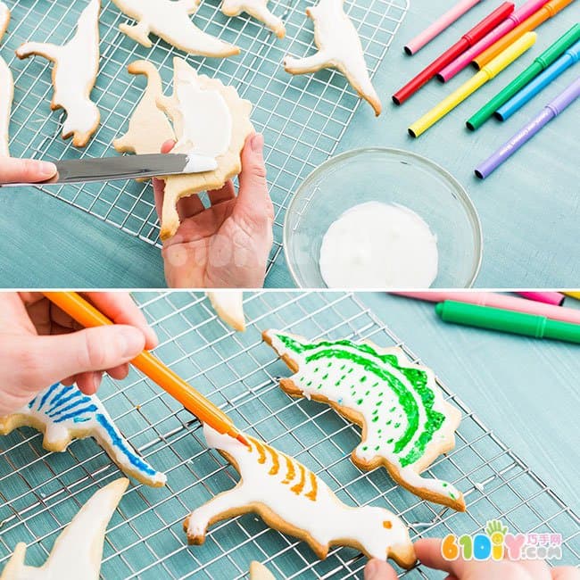 儿童DIY制作恐龙饼干