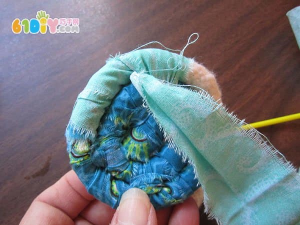 手工制作布艺收纳篮