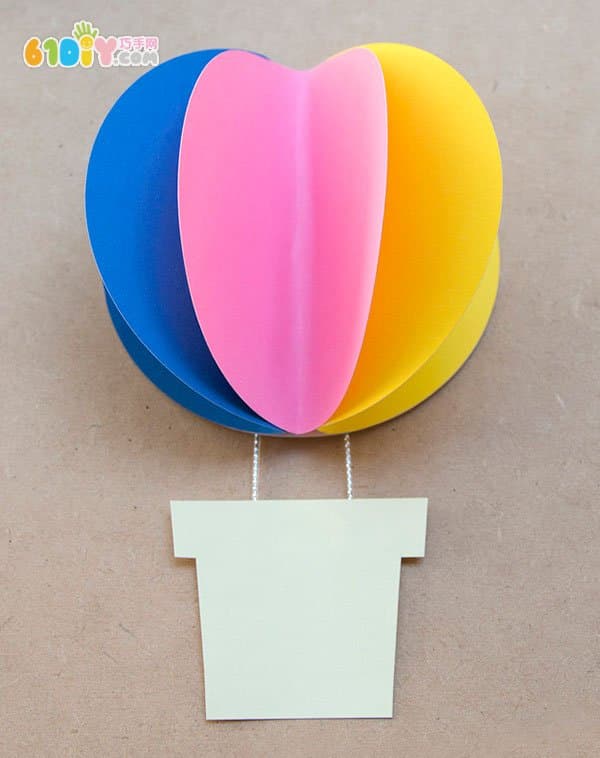 手工制作清新的热气球挂饰