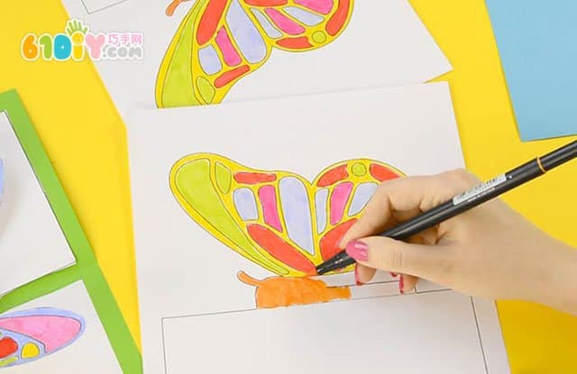 儿童制作立体蝴蝶贺卡和模板