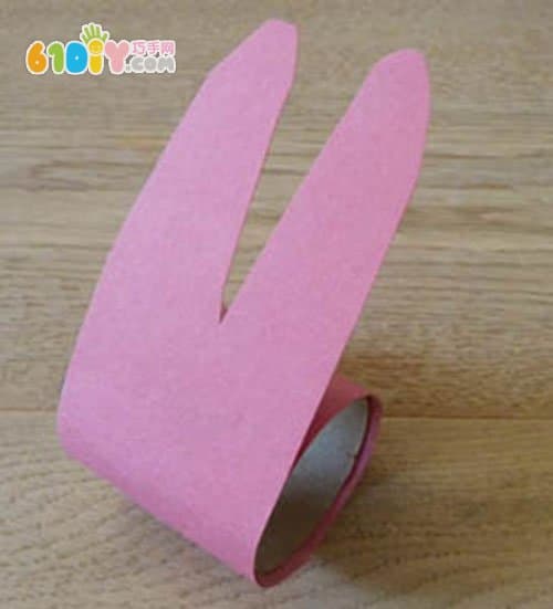 卷纸筒制作复活节可爱兔子餐巾环