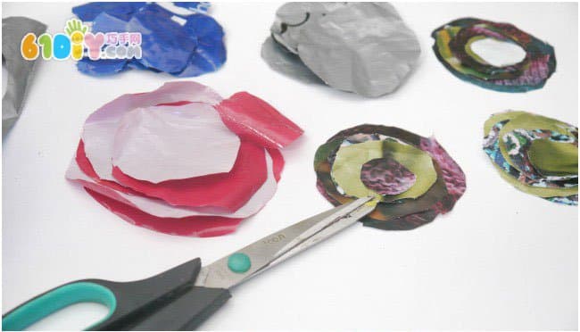 废塑料袋DIY制作手工花朵