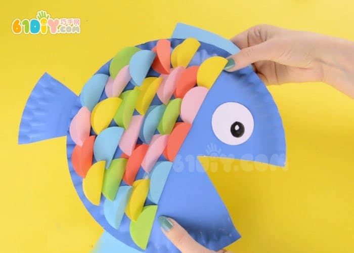纸盘彩鱼手工制作